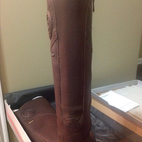 Rockport Wide-calf boots. - Picture 4 of 4